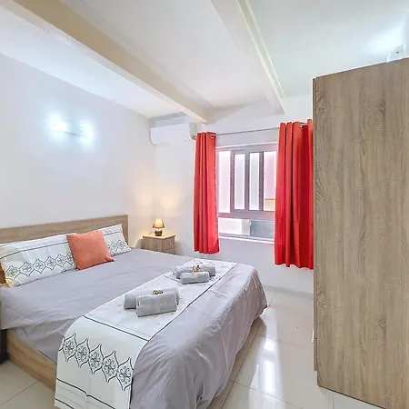 By Mive Apartment